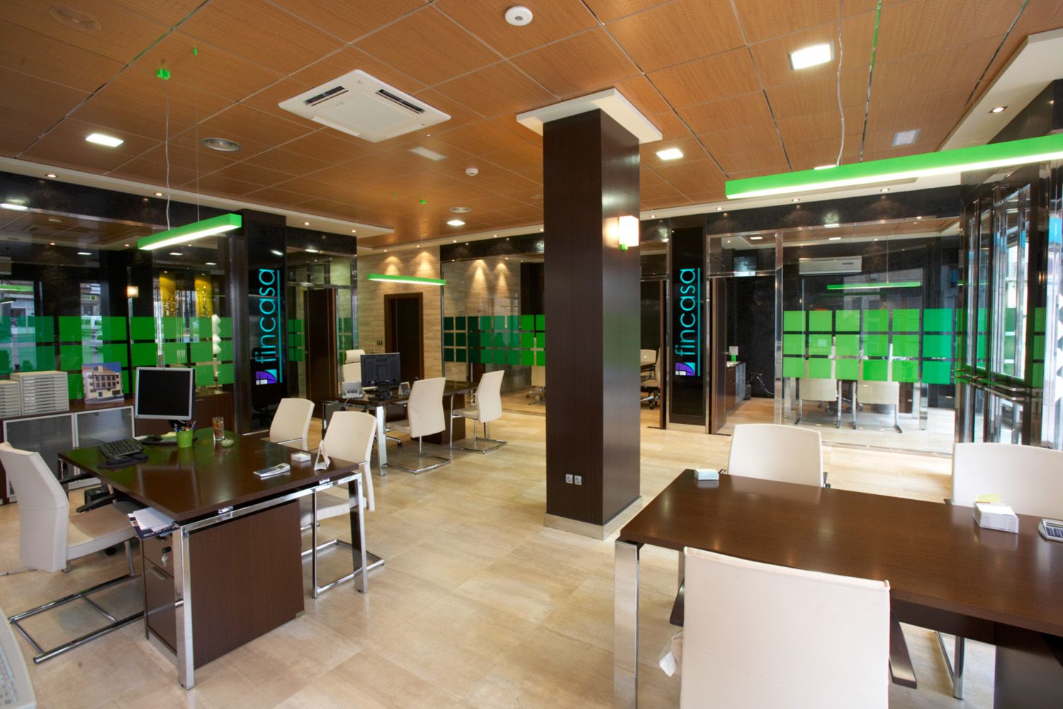 Díganos lo que quiere y lo haremos realidad. PROYECTOS INTEGRALES FINCASA S.L. en Roda (La)